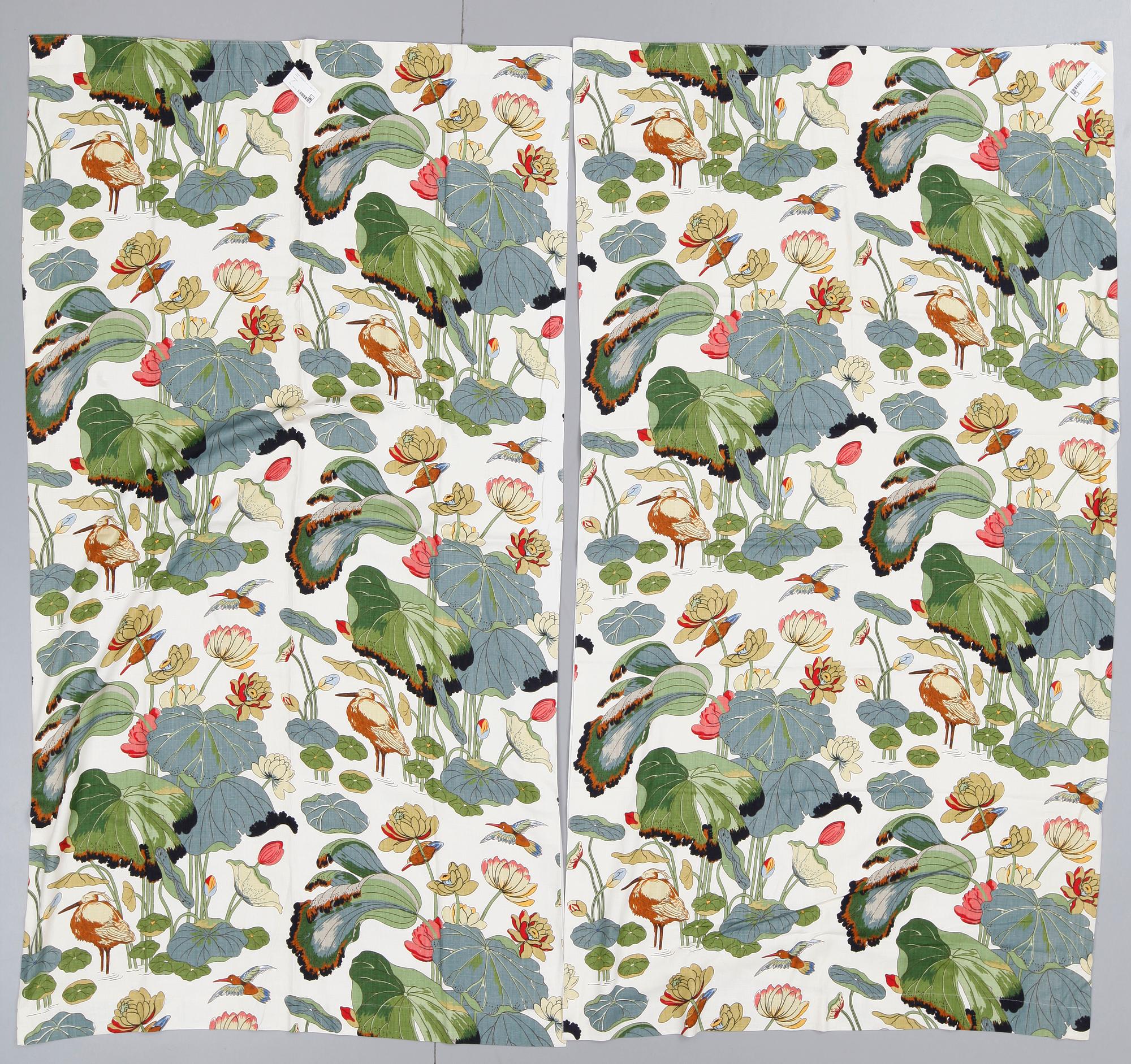 GARDINER. ett par. Linne. "Lotus" G P & J Baker.