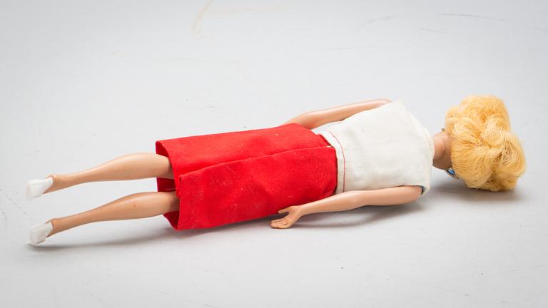 BARBIEDOCKA med tillbehör, Mattel, 1960-tal.