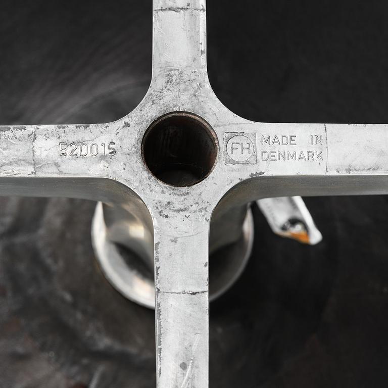 Arne Jacobsen, fåtölj, "Ägget", Fritz Hansen, Danmark, 1967.