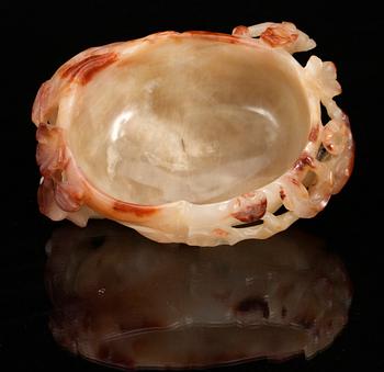 PENSELKOPP, nefrit. Kina 1900-talets början.