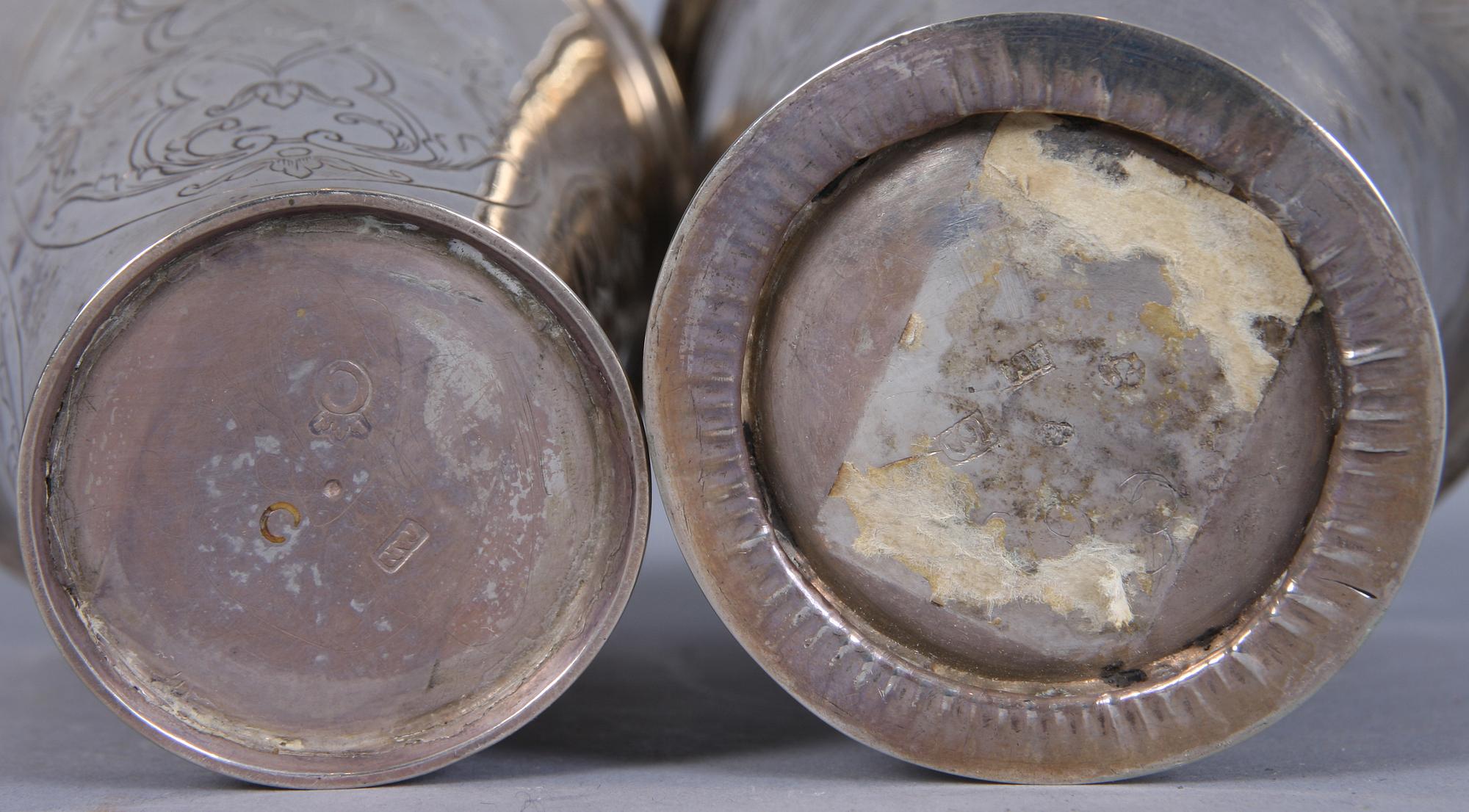BÄGARE, 2 st, silver, Niclas Warneck, Karlstad, 1727-1780 resp troligen Henrik Hervander, Linköping, 1803-1823.