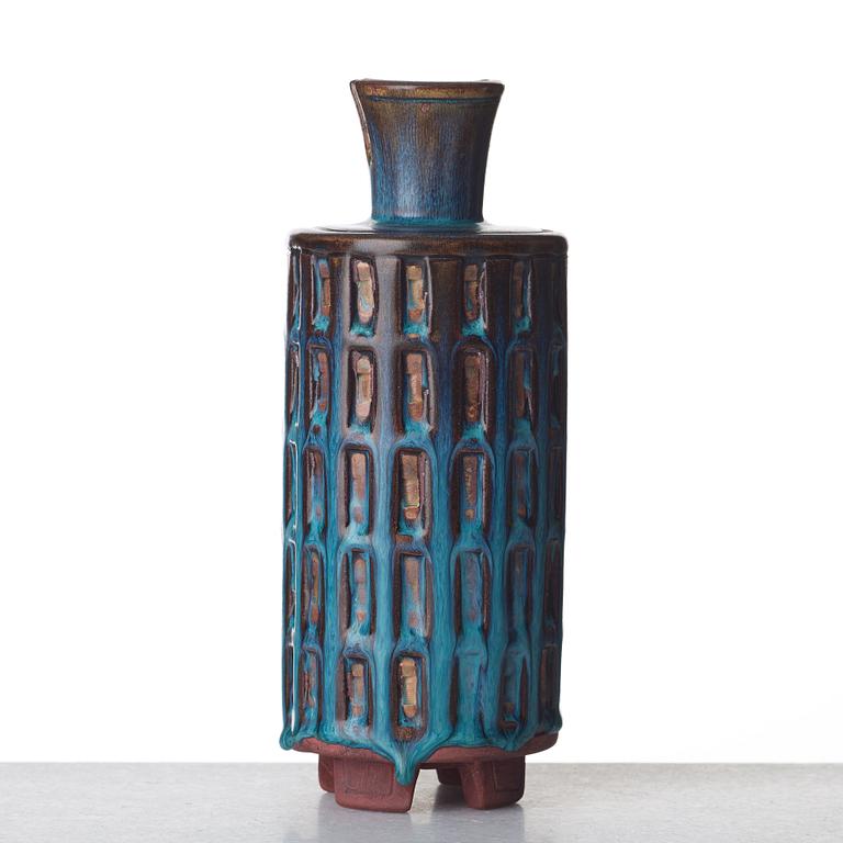 Wilhelm Kåge, a "Farsta" stoneware vase, Gustavsberg studio, Sweden 1952.