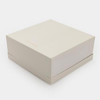 A. Tillander, skål, sterlingsilver och emalj. Helsingfors 2005.