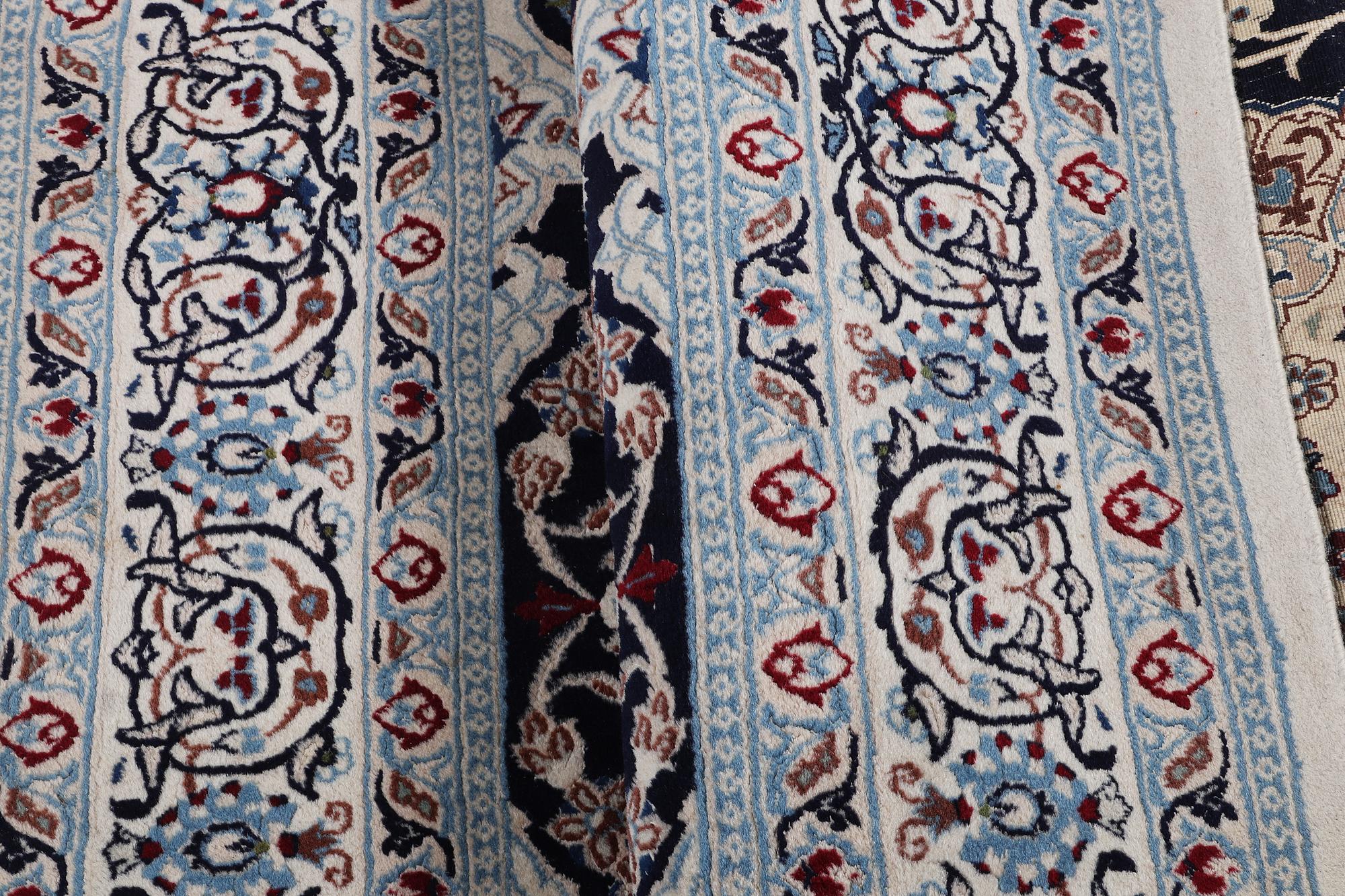 Matta, Nain, part silk, 9 laa, ca 235 x 167 cm.
