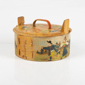 A Swedish painted box with cover, early 20th Century.