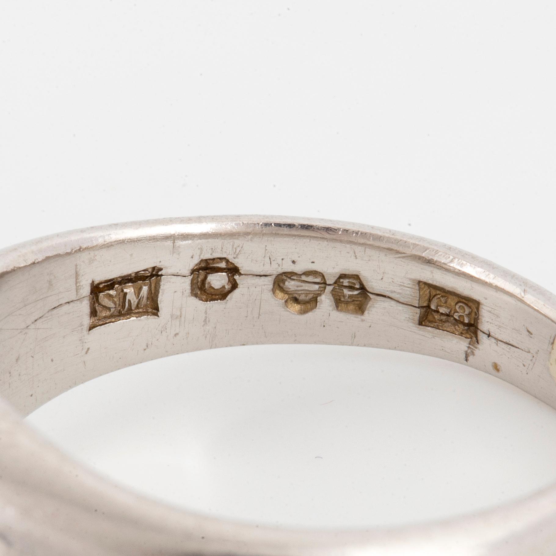 Old-cut diamond lord ring.