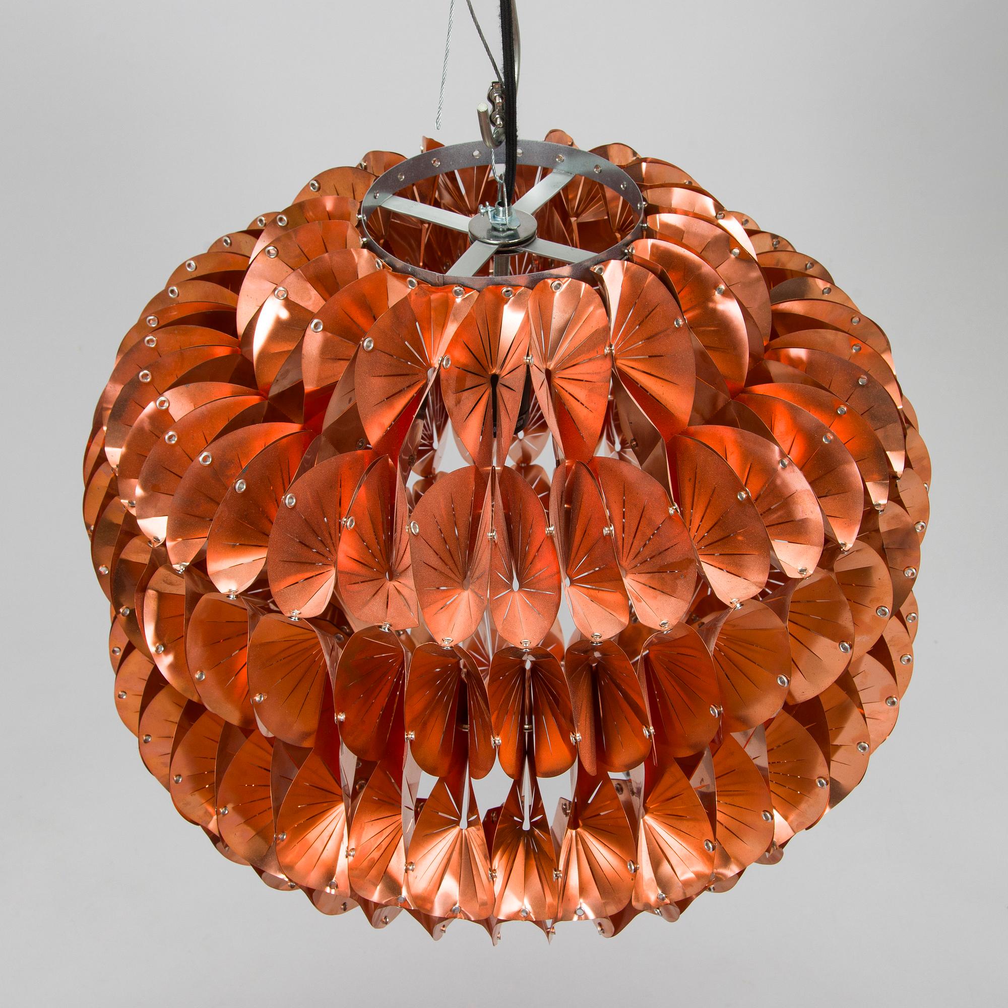 Lisa Hilland, a ceiling lamp/table lamp from the Glamrocks series 20023.