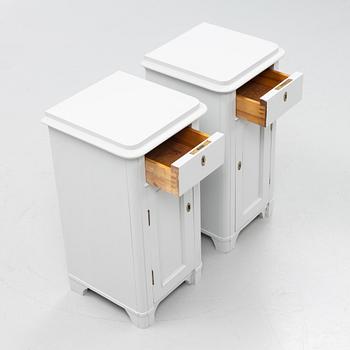 Sängbord, ett par, tidigt 1900-tal.