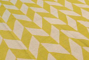 A CARPET, flat weave, ca 339 x 268 cm.