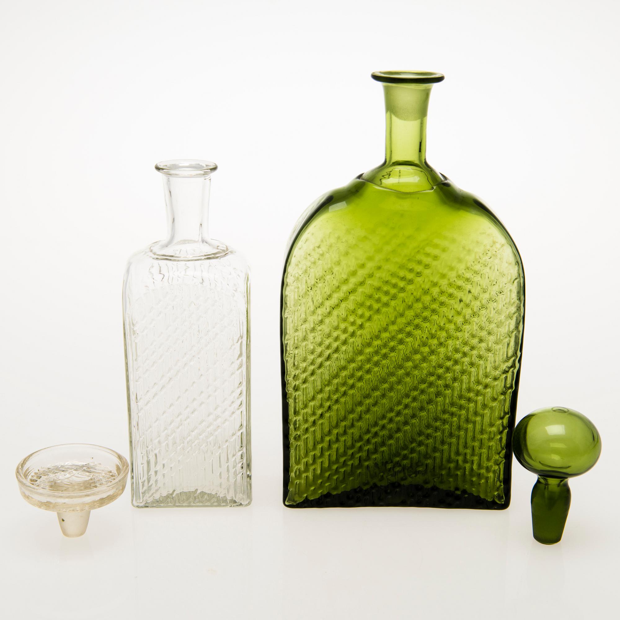 NANNY STILL Two Decanters and Two Decorative Bottles, Riihimäen Lasi Oy, 1960s.