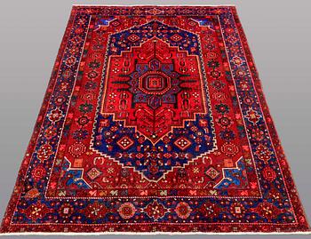 A RUG Hamadan, ca 213 x 131 cm.
