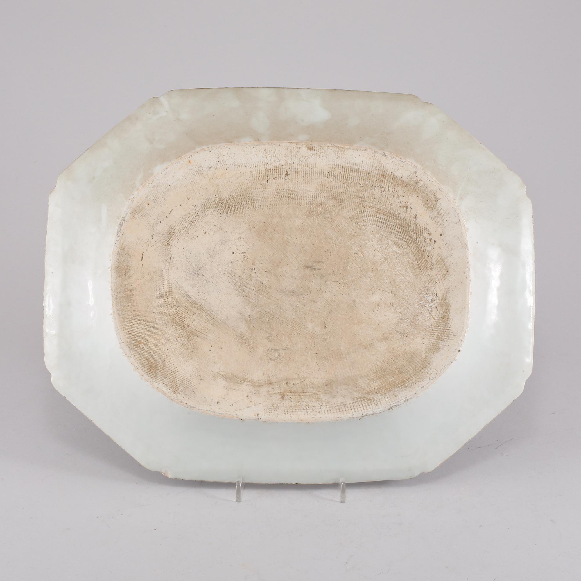 STEKFAT, porslin, Kina, 1700-tal.