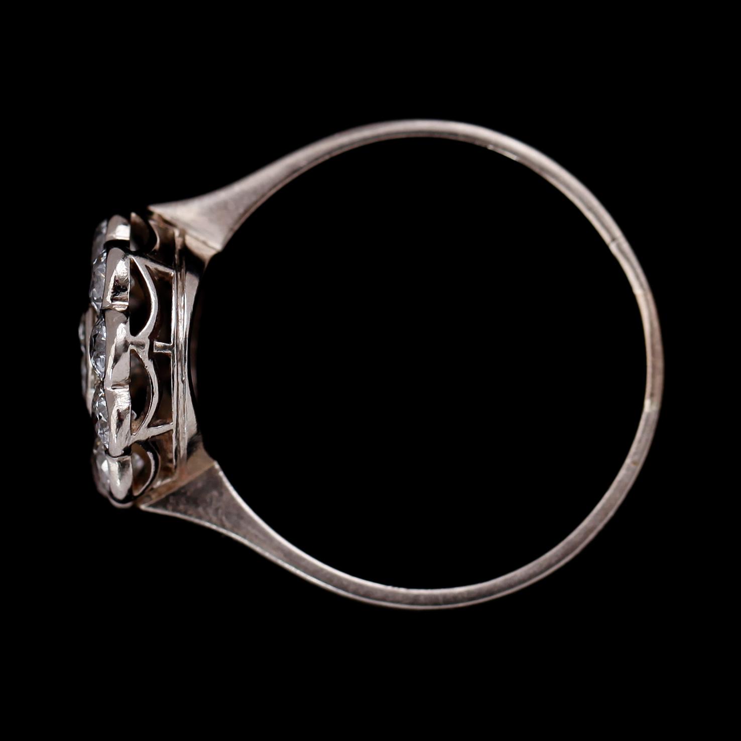 RING, 18 k vitguld, briljanter tot ca 1,50 ct, svenska stämplar Mikow 1958.