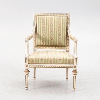 Armchair, by Ephraim Ståhl, (master in Stockholm 1794-1820). Late Gustavian.