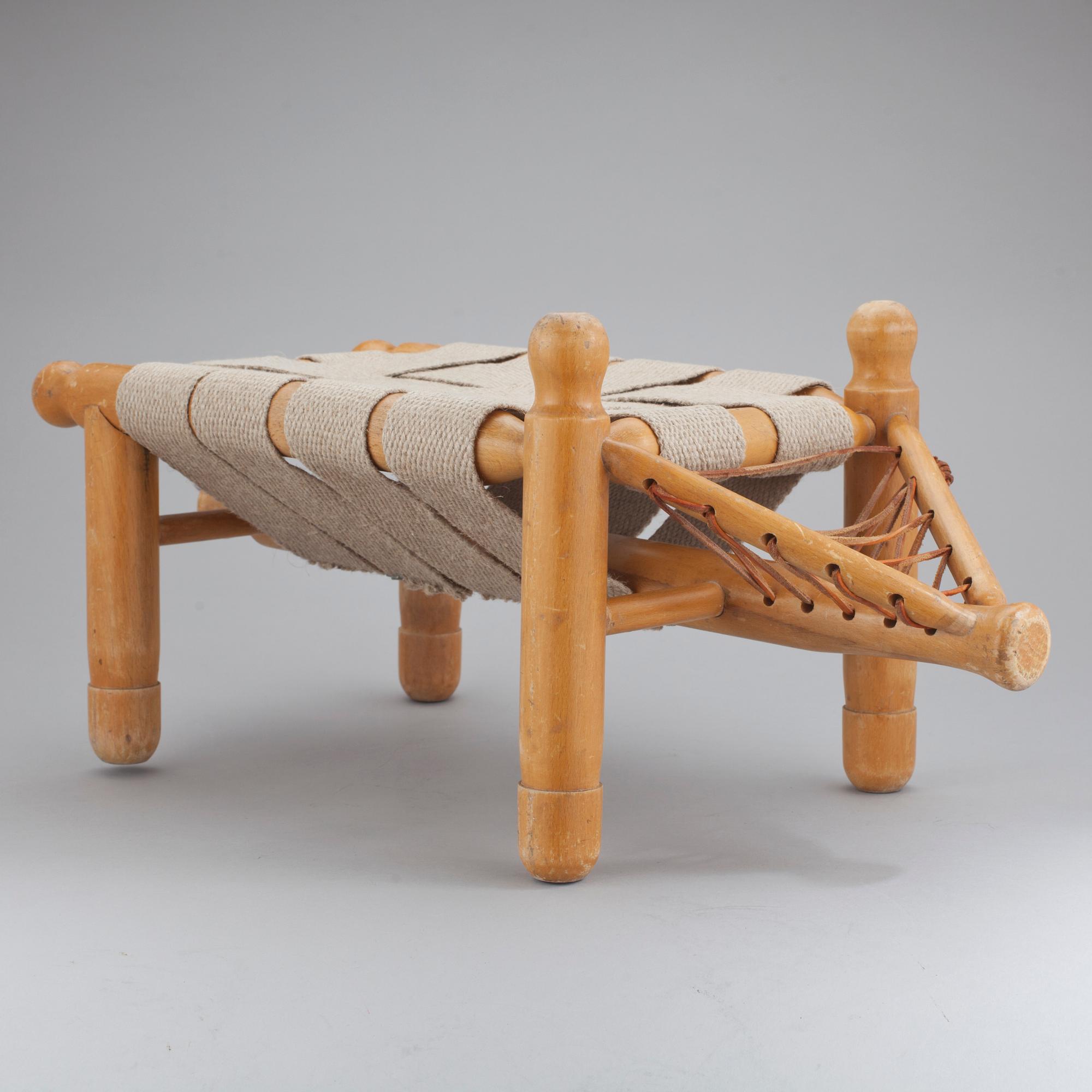 TABURETT, "Grisen", Erik Höglund, design 1965-1967. Kopparfly.