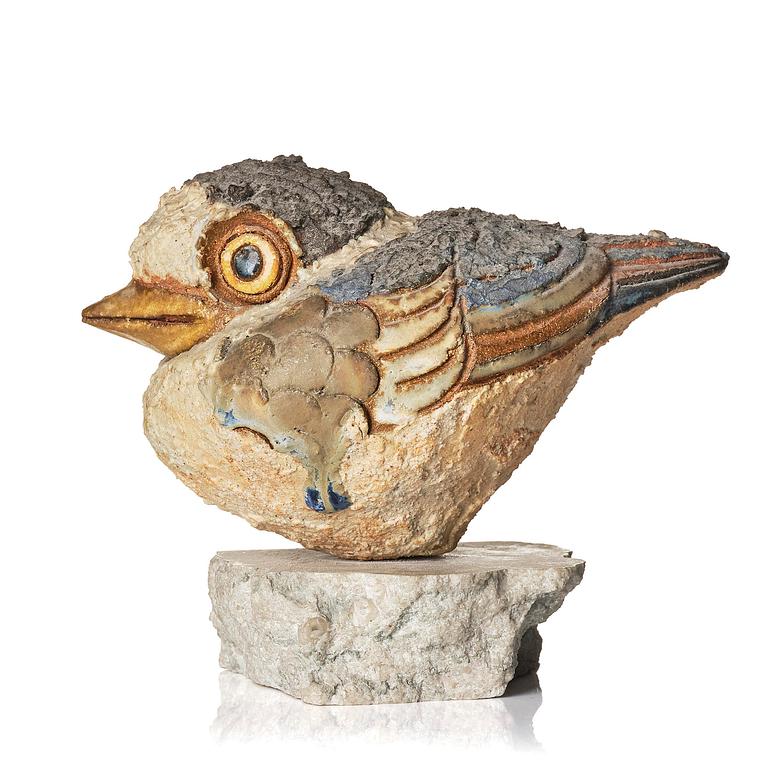 Tyra Lundgren, skulptur, chamotterat stengods, fågel, egen ateljé, Bredkvie, Gotland.