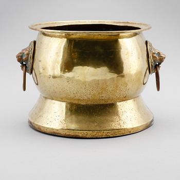 YTTERFODER, mässing, 1800-talets första hälft.