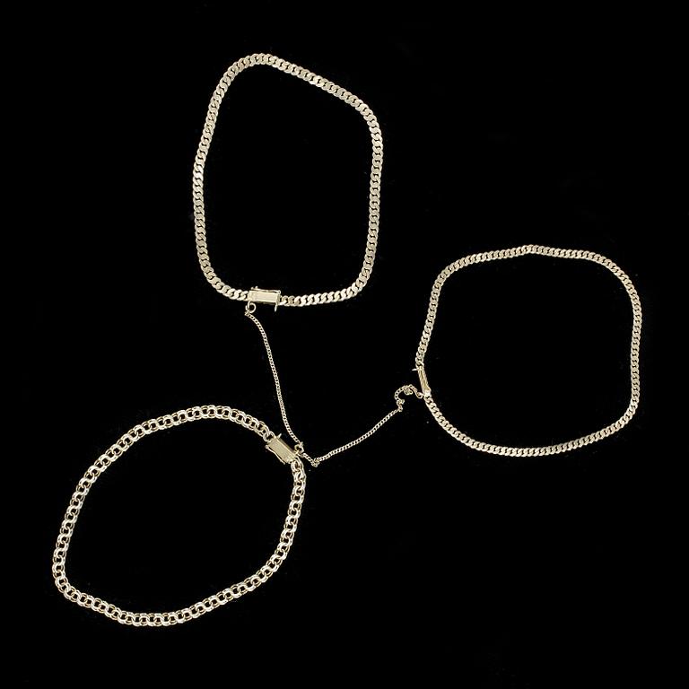 ARMBAND, 3 st, 18k guld. Total vikt ca 12 g.