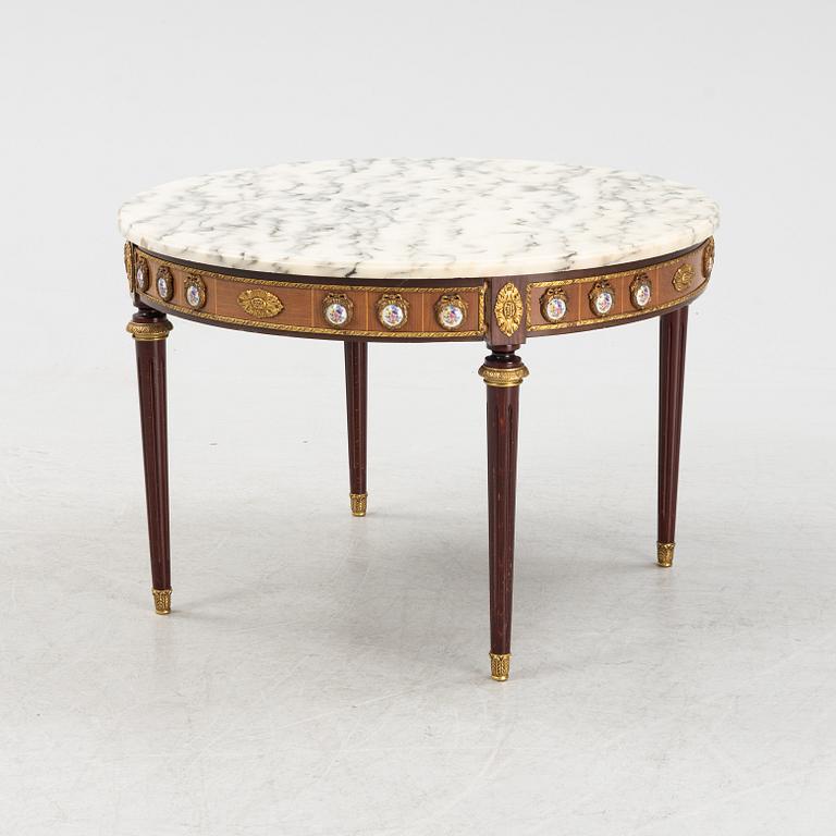 Salongsbord, Louis XVI-stil, 1900-tales första hälft.