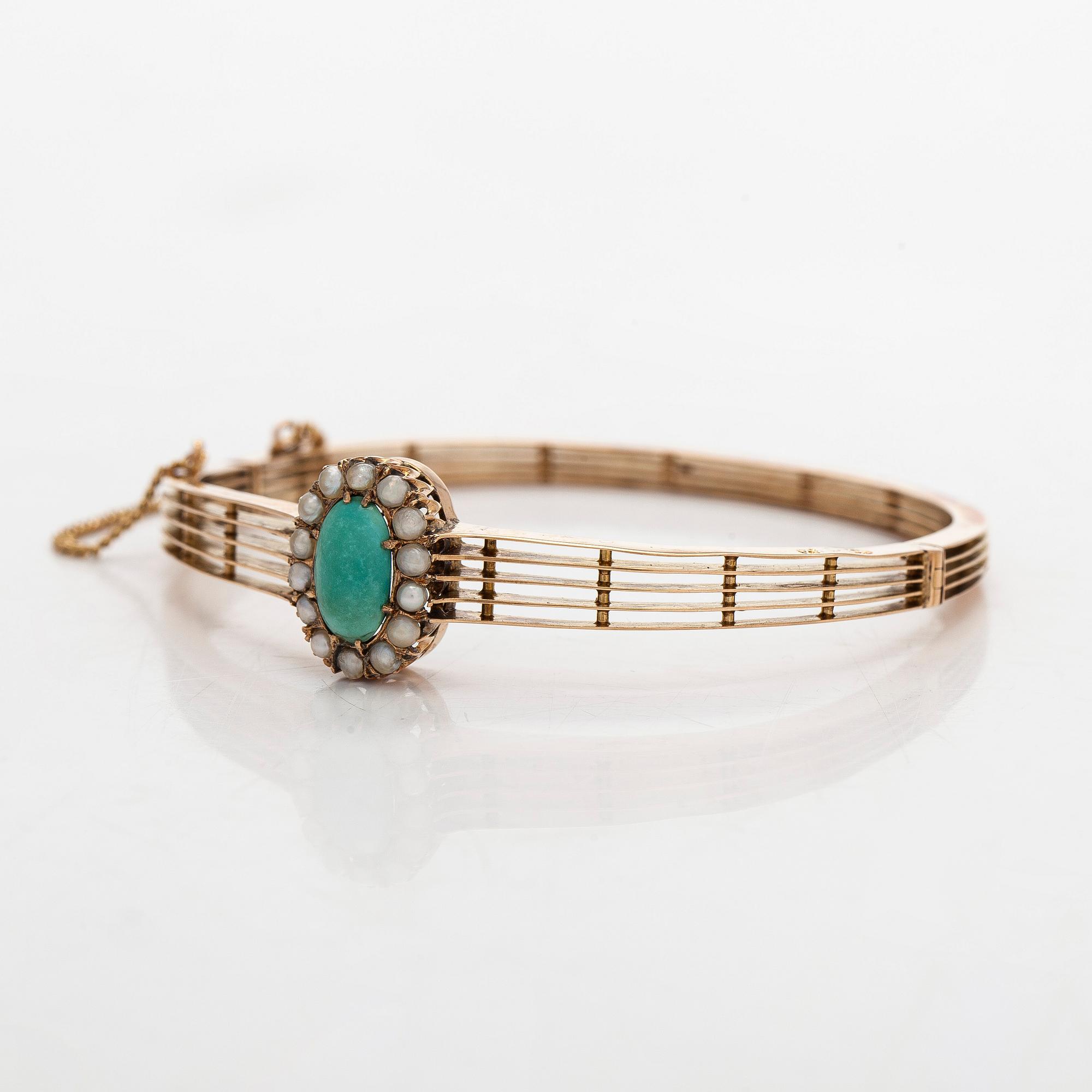 Armring, 14K guld med turkos och seedpärlor.
