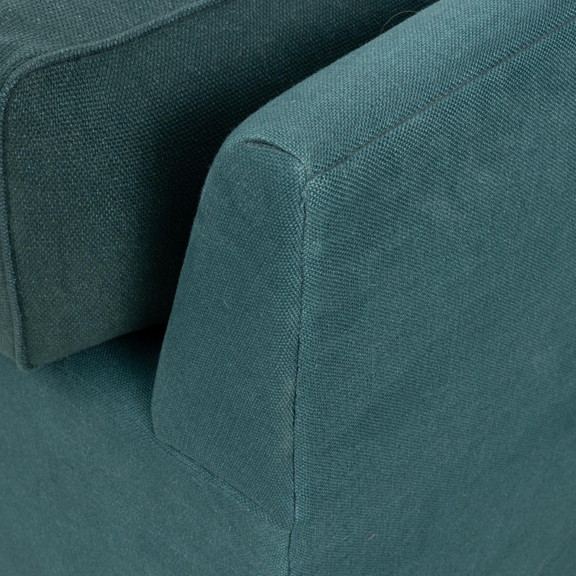 Josef Frank, a model 3031 sofa, Firma Svenskt Tenn, 2020.