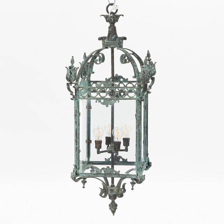 A 20th century ceiling lantern.