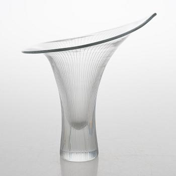 Tapio Wirkkala, A 'Kantarelli' glass vase, signed Tapio Wirkkala Iittala.