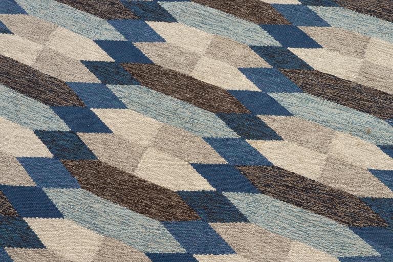 Matta, Rölakan, ca 220 x 142 cm.