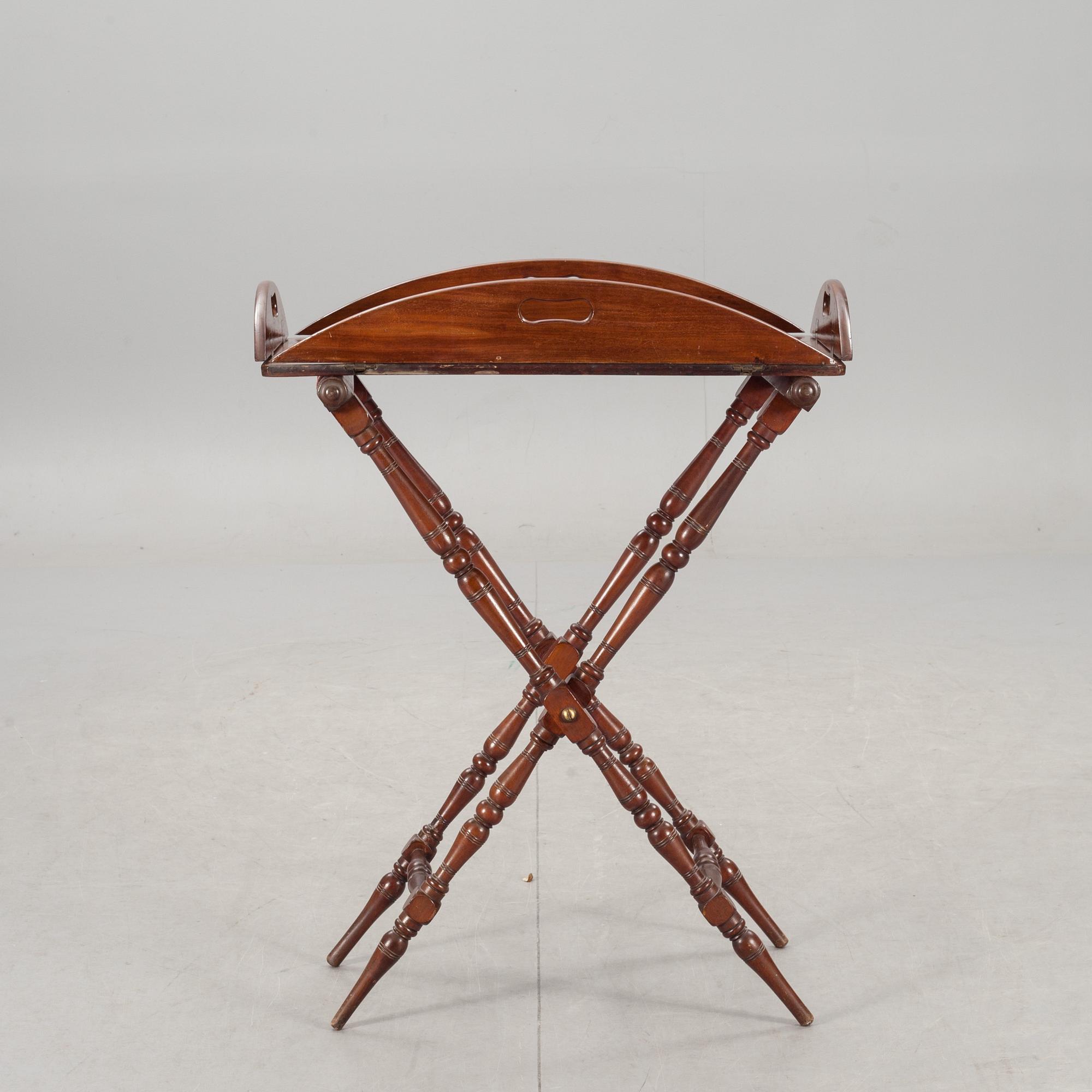 BORD, sk "Butlers Tray", 1900-tal.
