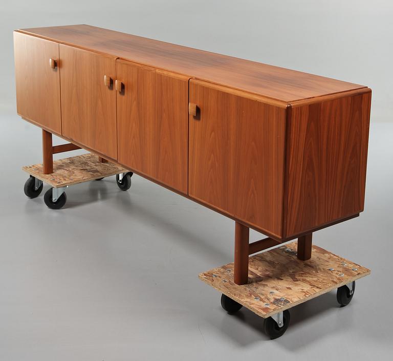 SIDEBOARD, 1960-tal.