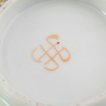 SAMLING OSTINDISKA FÖREMÅL, 6 delar, porslin, Kina, 1800/1900-tal.