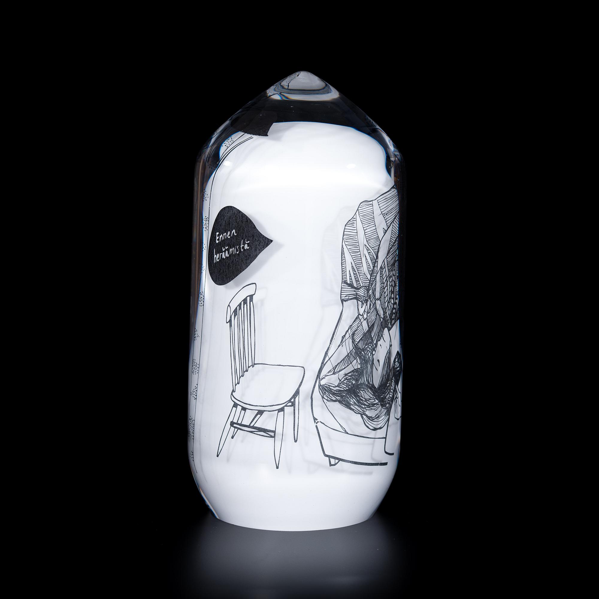 SINI MAJURI & ELLA VARVIO, GLAS SKULPTUR. Serieteckning i glas, Före Vaknande. Sign. 2015.