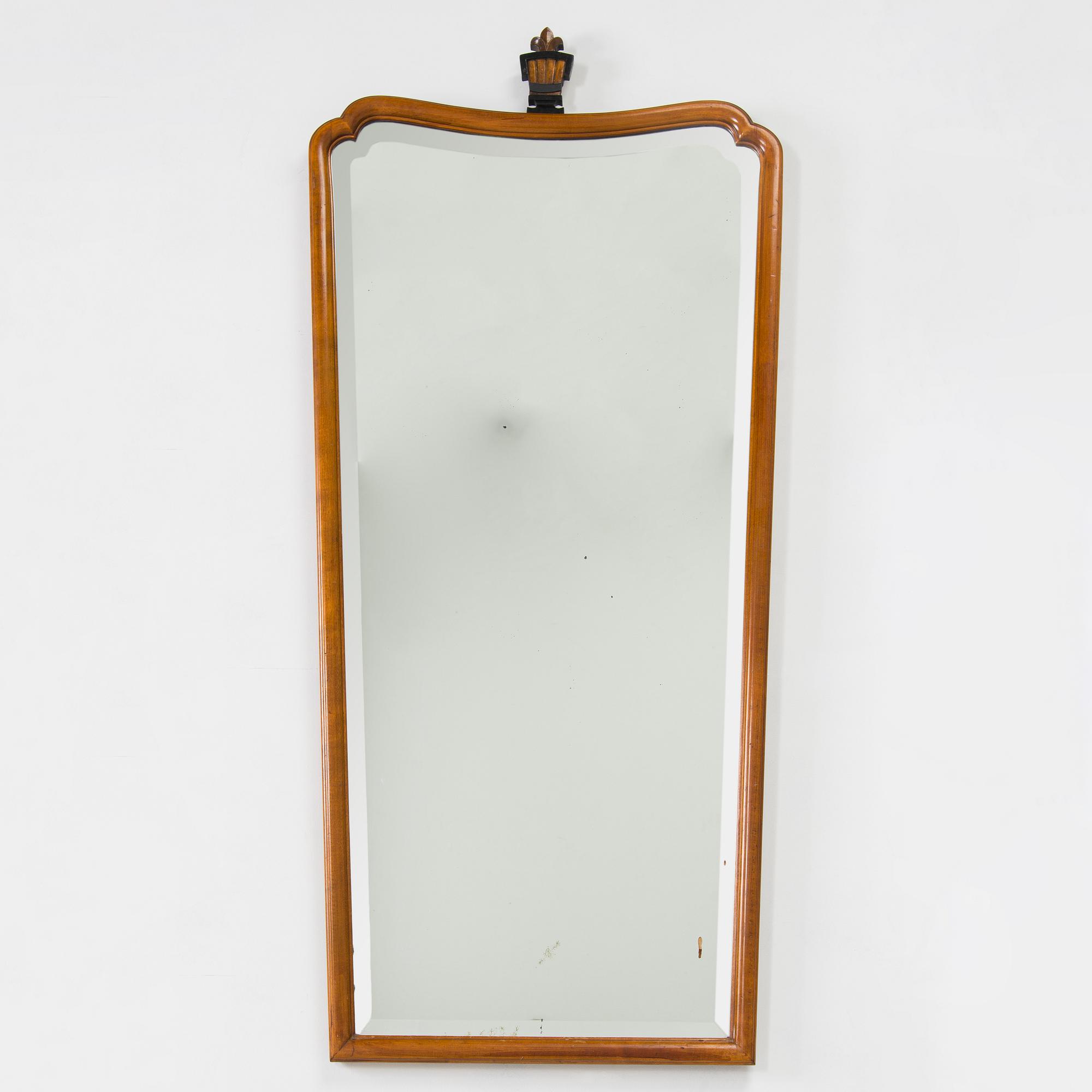 A 1920s/30s mirror.