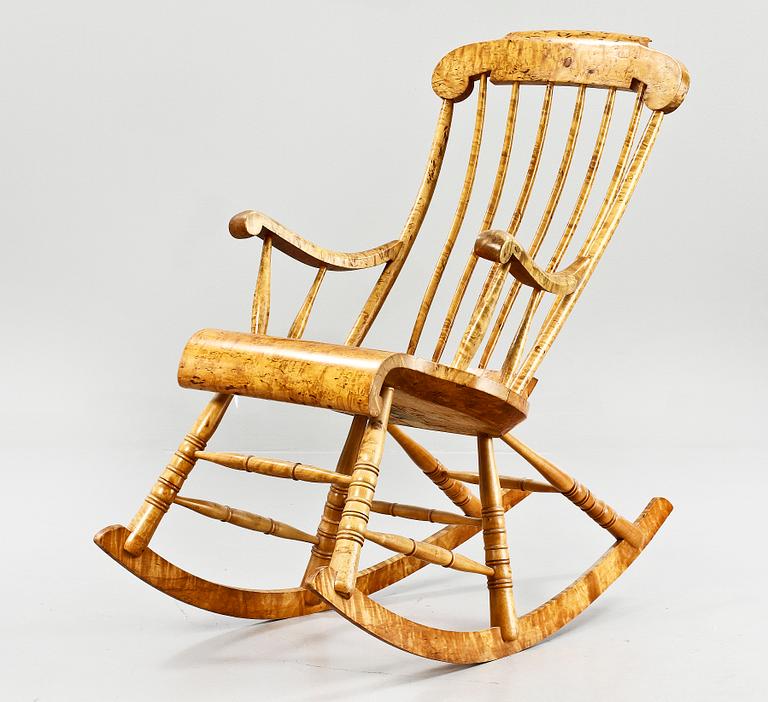 GUNGSTOL, sekelskiftet 1800/1900-tal,  tillverkad av gungstolsmakaren Daniel Anton Zetterström, Falun.