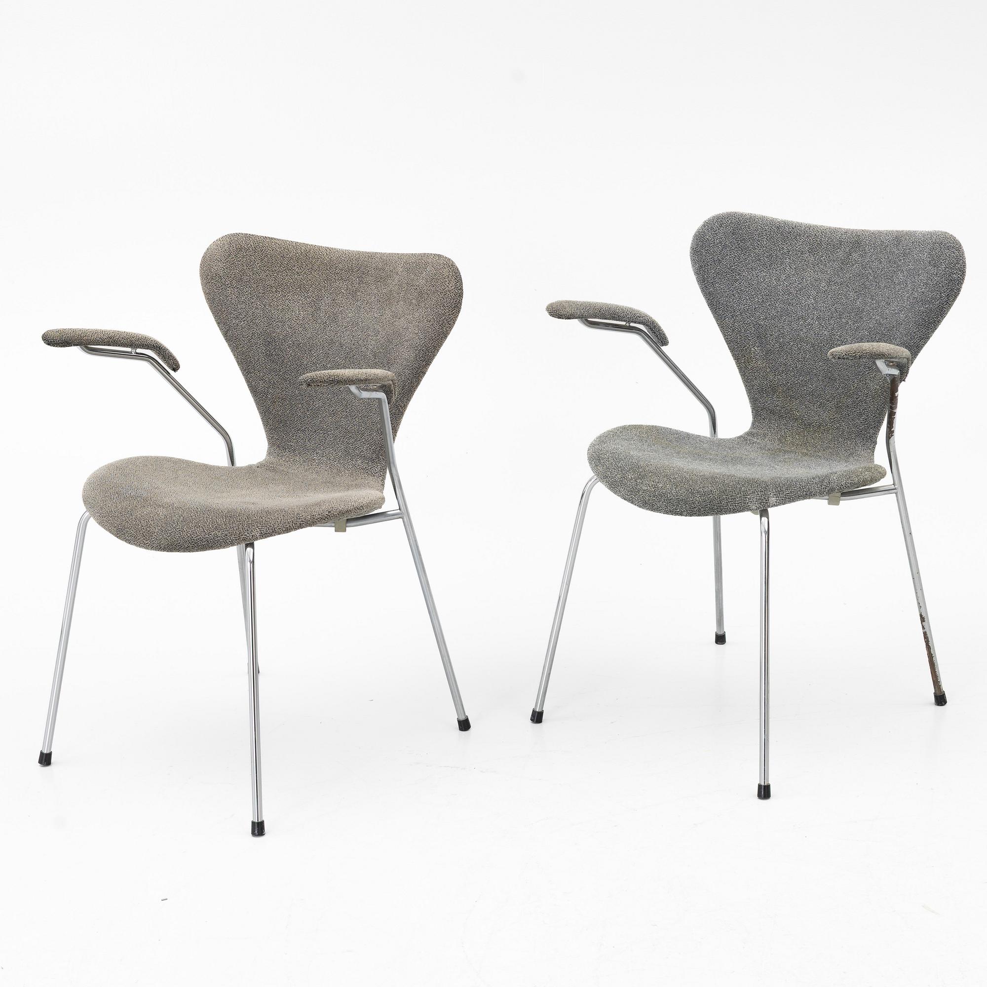 Arne Jacobsen, four 'Series 7' armchairs, Fritz Hansen, Denmark, 1990.