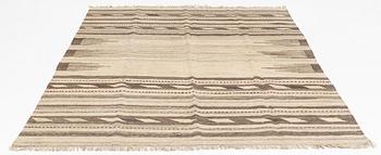 A persian kilim, ca 300 x 200 cm.