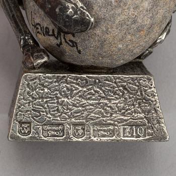 HENRY GUSTAFSSON, skulptur, "Lyftet", tenn och sten, Vimmerby, signerad, 1998.