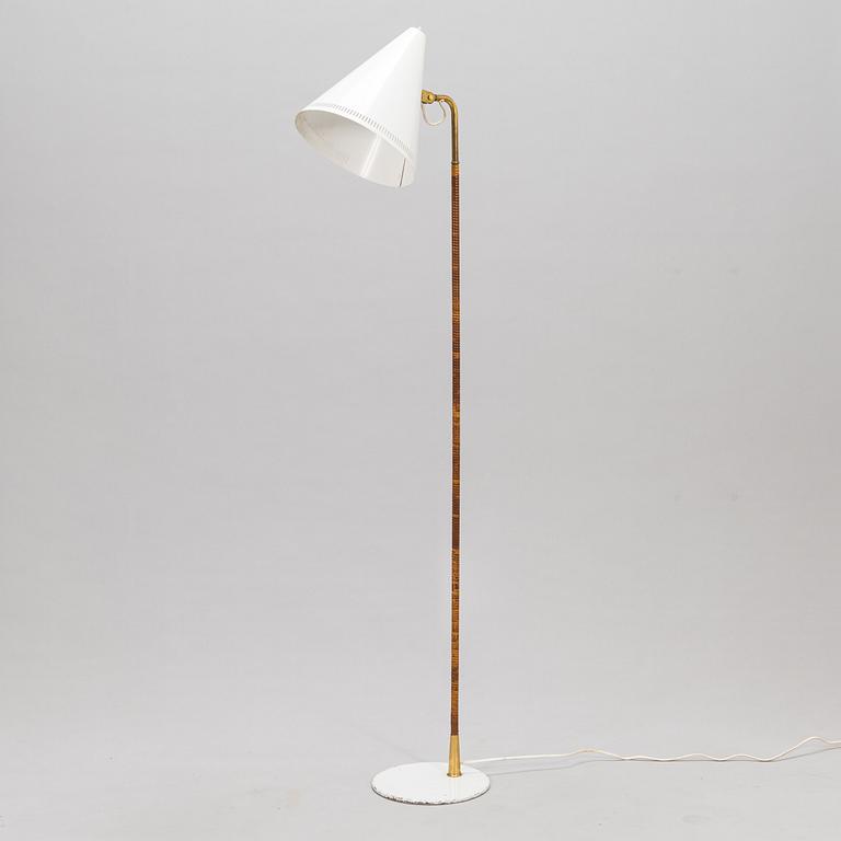 Paavo Tynell, golvlampa, modell K10-10, Idman, 1900-talets mitt.