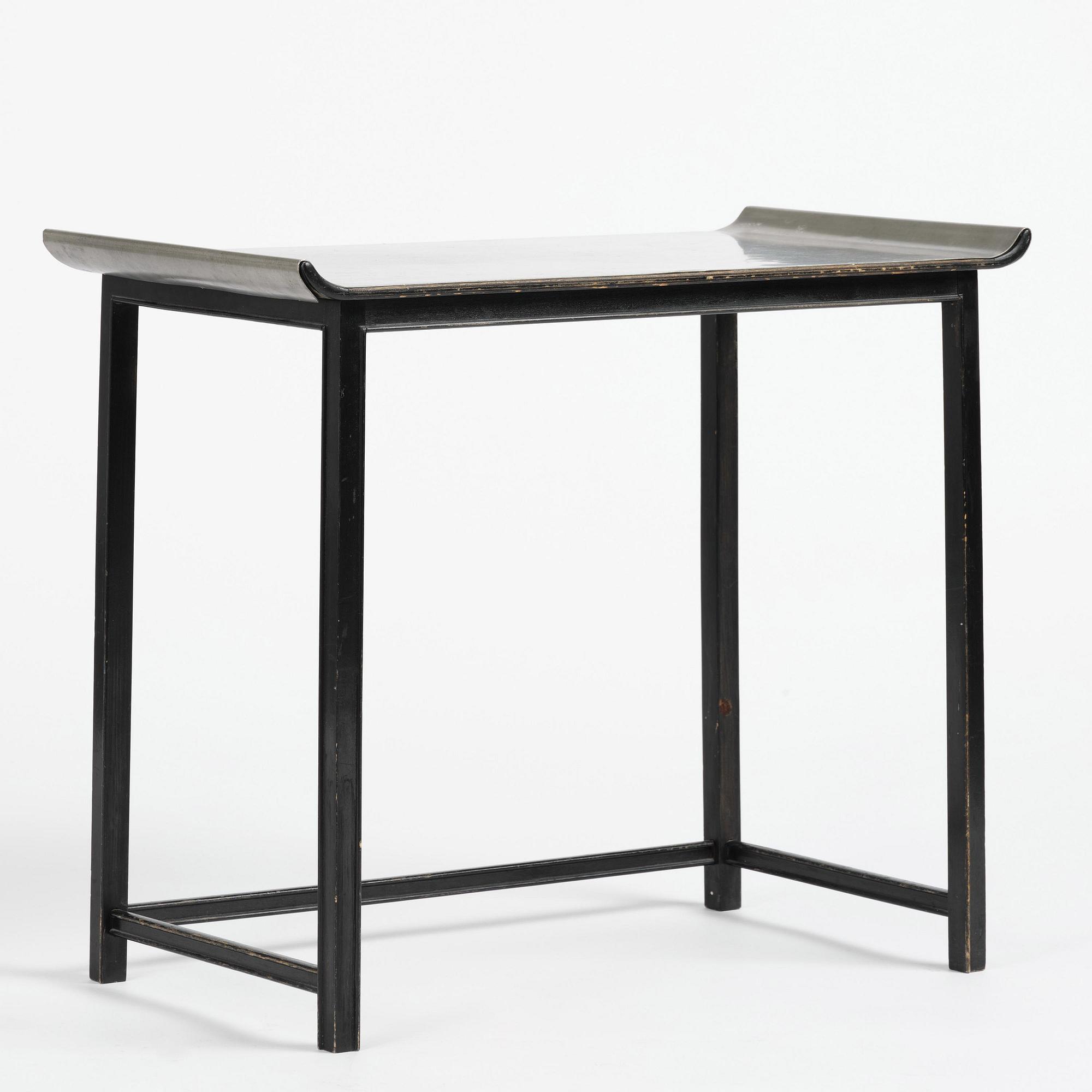 Firma Svenskt Tenn, tebord, modell "A 423", Stockholm, 1932.