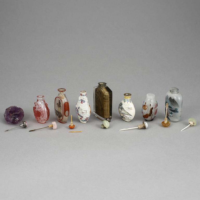 SNUSFLASKOR, 8 st, Kina, 1800-/1900-tal.