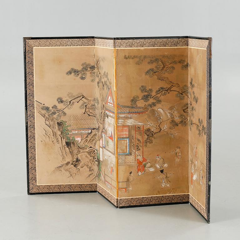 A chinese folding screen, first half of the 20th century.