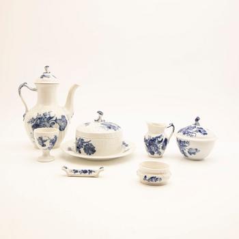 Service "Blue Flower" approx. 130 pcs Royal Copenhagen Denmark 20th century porcelain.