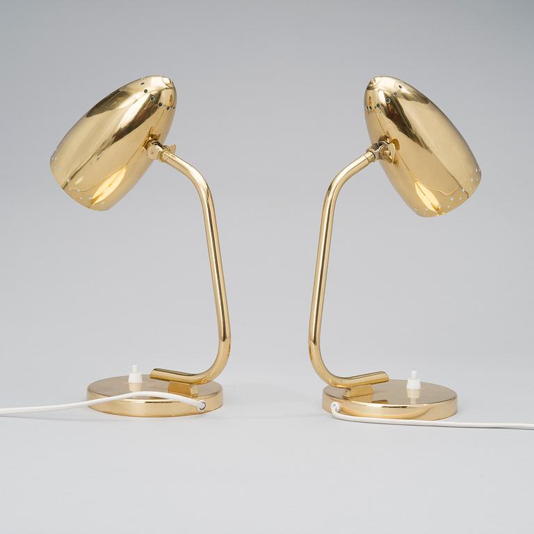 A SET OF TWO TABLE- OR WALL LAMPS. Manufactured by Itsu, 1950s.