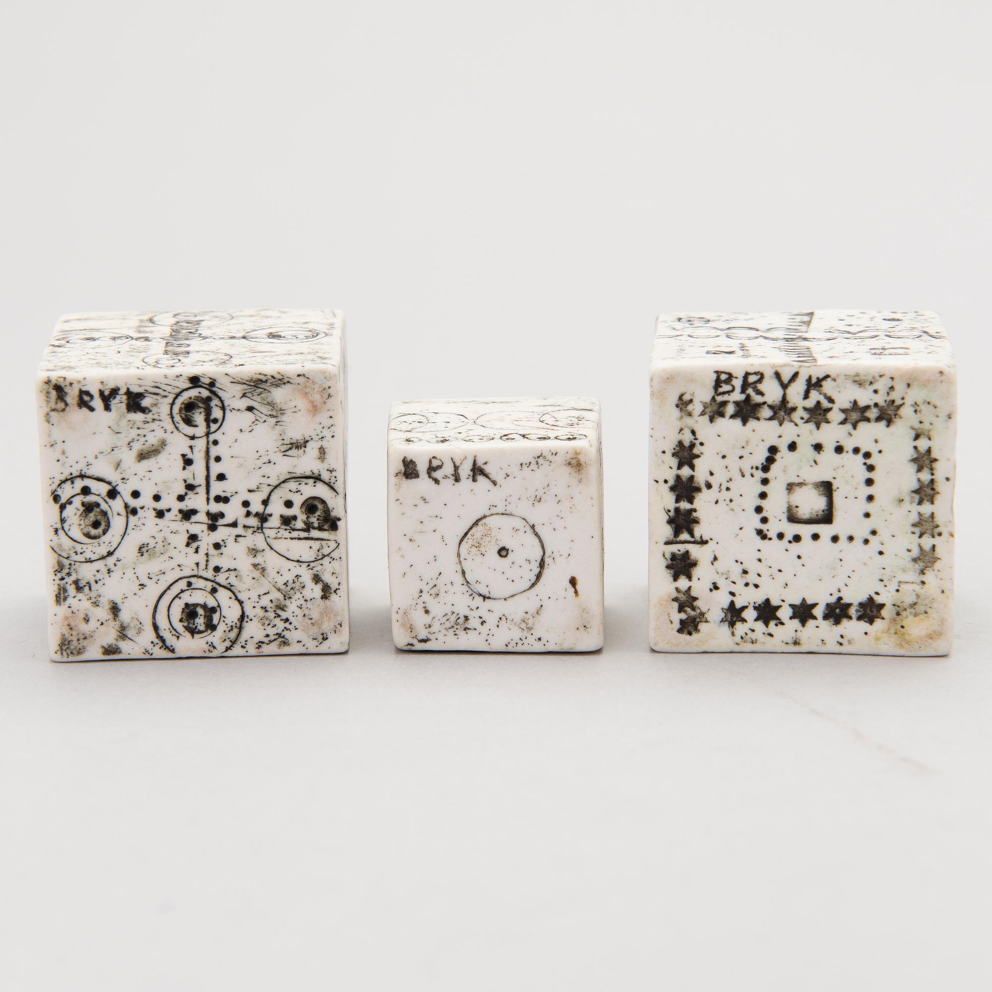 RUT BRYK, mausteikkoja, 3 kpl, kivitavaraa, signeerattu Bryk.