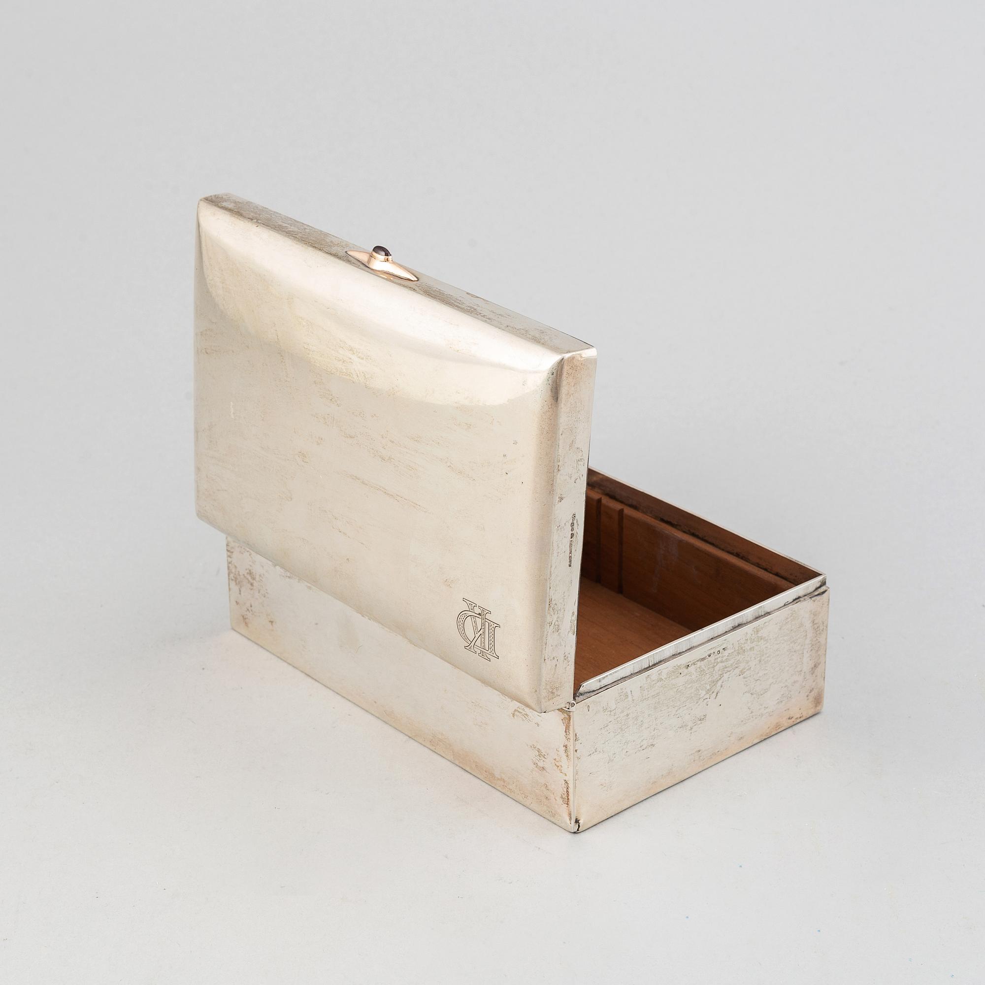 A silver box by Karl Anderson, Stockholm, 1916.