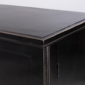 A Chinese cabinet, 20th Century.