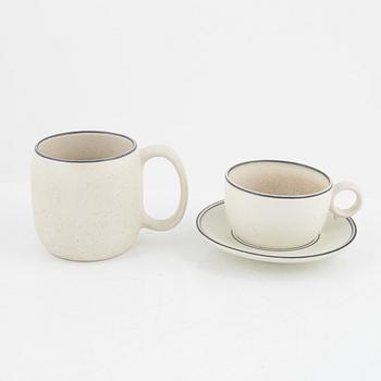 Stig Lindberg, mat-och kaffeservis, stengods, ”Birka”, Gustavsberg, 1900-talets andra hälft.