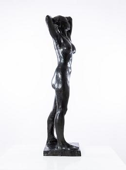 Gudmar Olovson, skulptur. Signerad. Numrerad. Gjutarstämpel. Brons, höjd 132 cm, längd 40 cm.