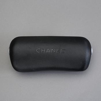 SOLGLASÖGON, Chanel.