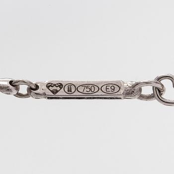 Kalevala Koru, collier, "Polaris", 18K vitguld och briljantslipade diamanter, Kirsti Doukas, 2006.